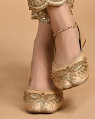 Champagne Silk Gilded Leaf Khussa