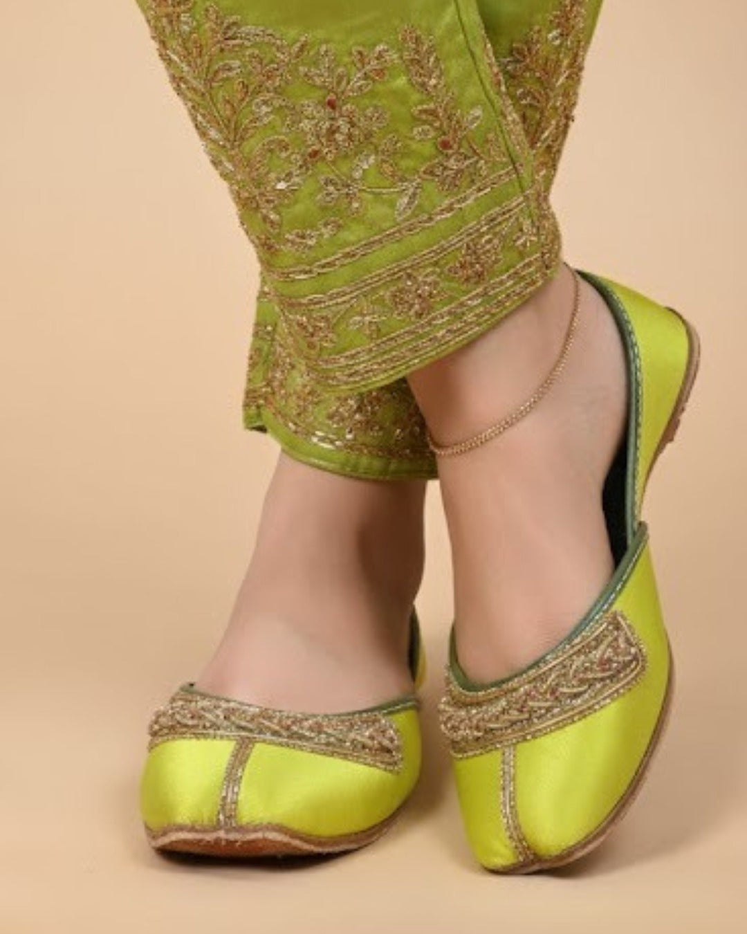 Neon Lime Silk Zardosi Buckle Khussa